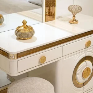 Gilded Royal Turkish Velvet Bed Set - Image 2