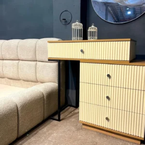 Cloud Grey Boucle Upholstered Platform Bed with Grid Tufting - Image 2